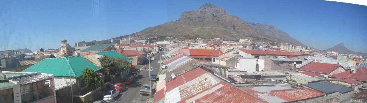 The Baobab Hostel Cape Town Exterior photo