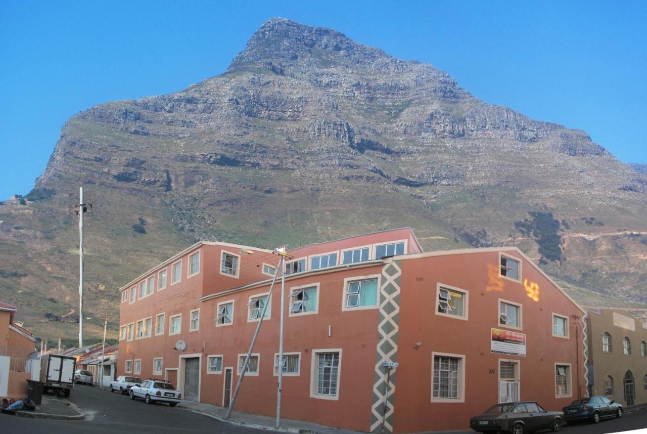 The Baobab Hostel Cape Town Exterior photo